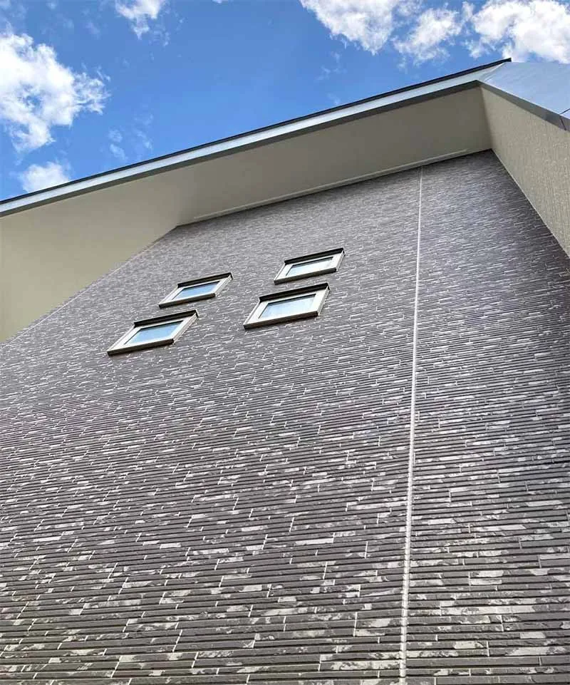 新潟市東区Y様邸　屋根・外壁リフォーム事例｜新潟市北区、東区、江南区、聖籠町、新発田市、阿賀野市のリフォーム